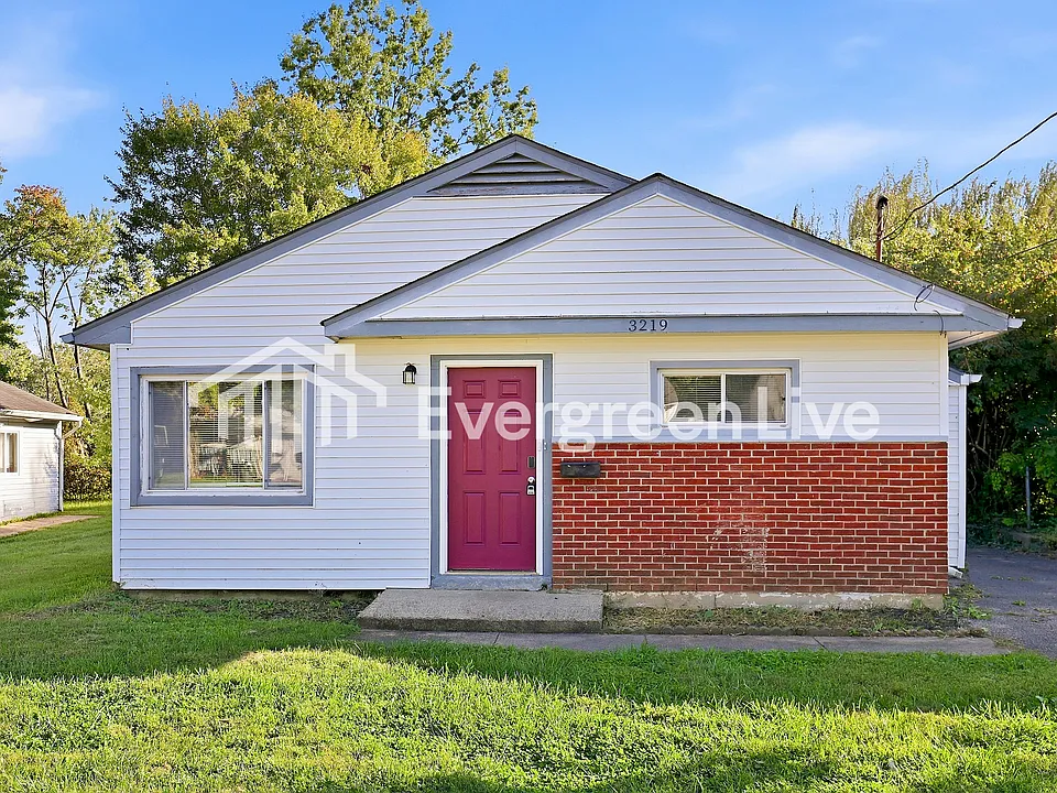 3219 Rinda Ln