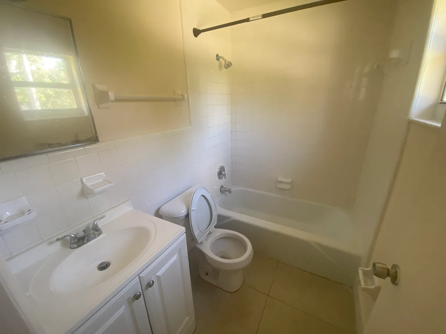 2239 Jackson St — Photo 4
