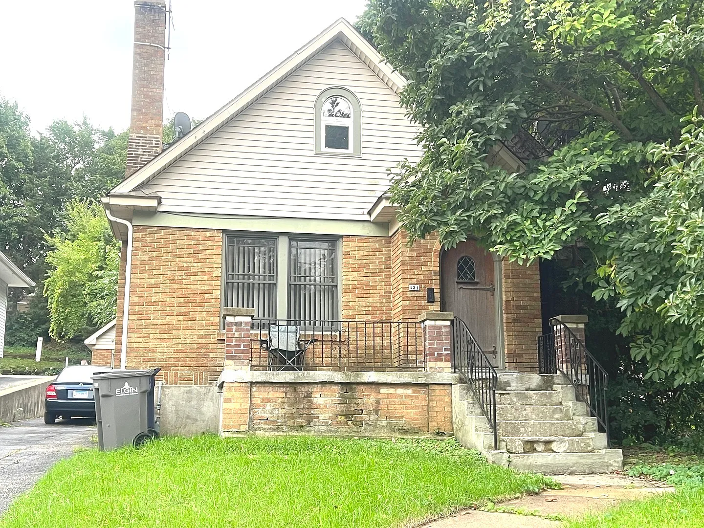 431 W Chicago St photo 1