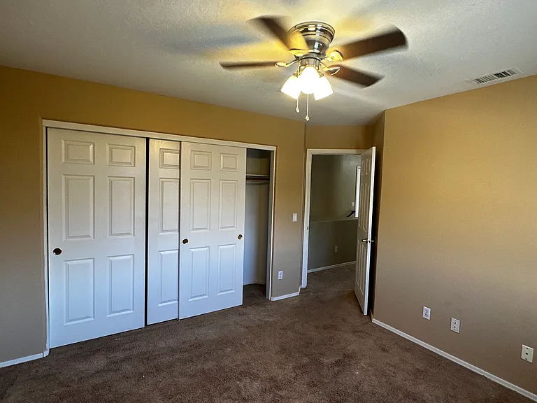 1886 E Oasis Dr — Photo 23