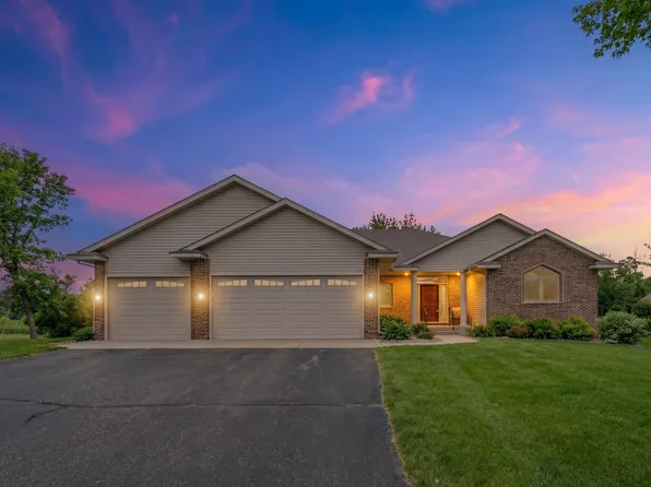 20270 Polk St NW, Elk River, MN 55330