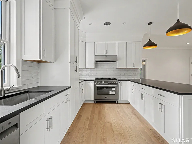 15 Shorelands Pl — Photo 9
