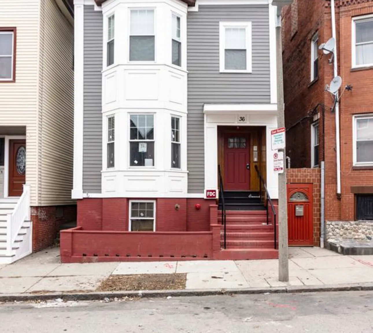 3 bed, 1100 sqft, $3,600 — Photo 4