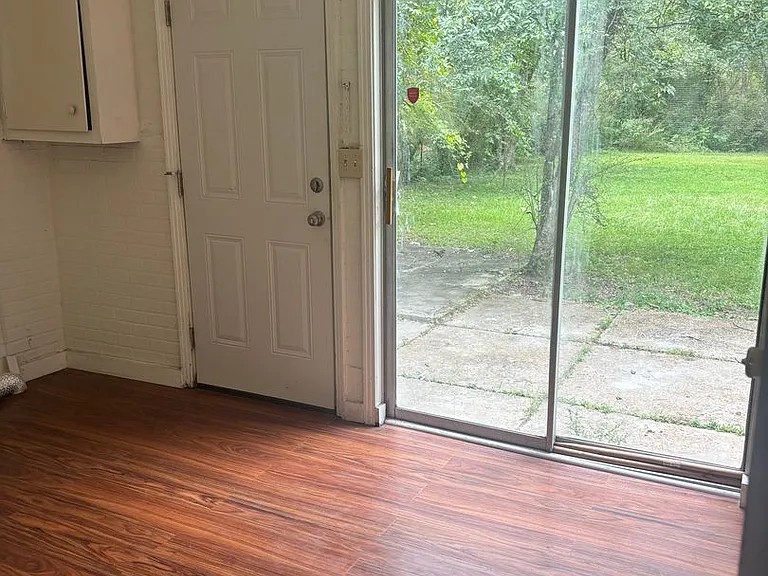 239 Mason Blvd — Photo 9