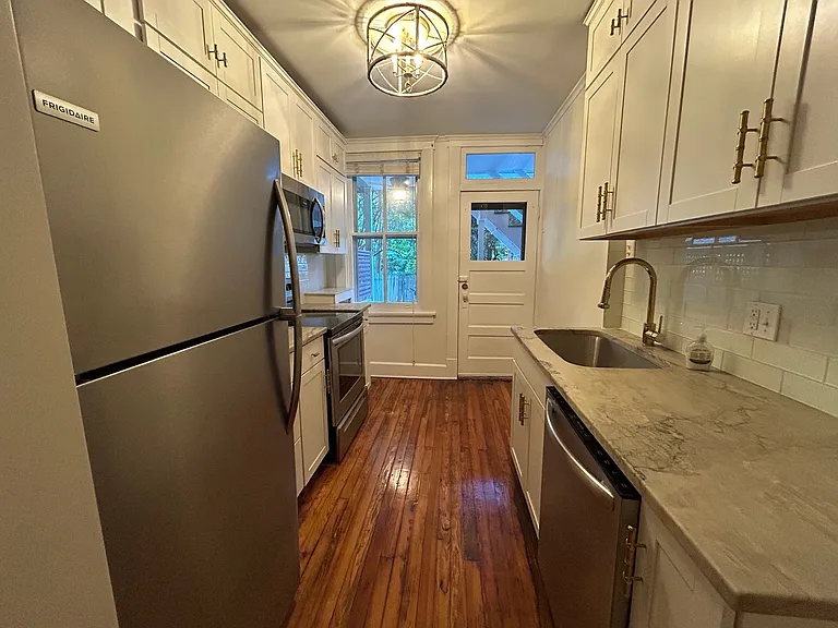 3006 Floyd Ave #B — Photo 12
