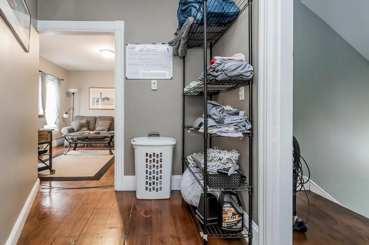 4 bed, 1850 sqft, $4,000 — Photo 3