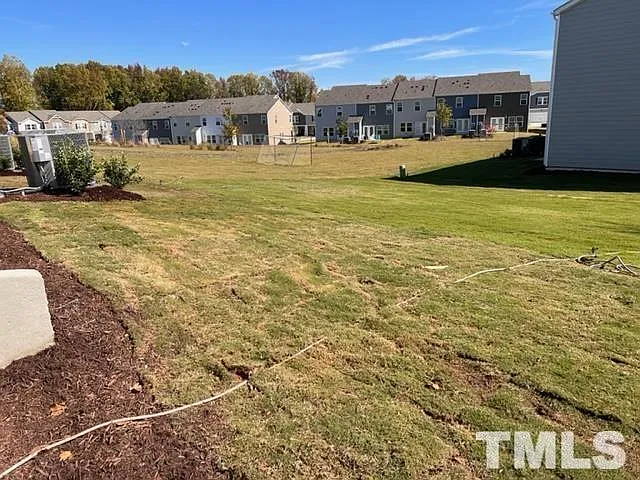 903 Clearhaven Ln — Photo 8