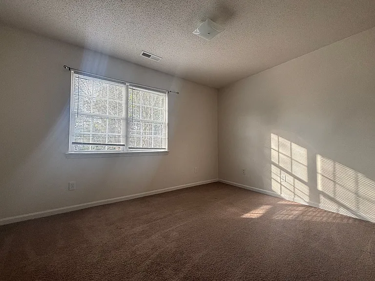 1111 Pueblo Dr — Photo 8