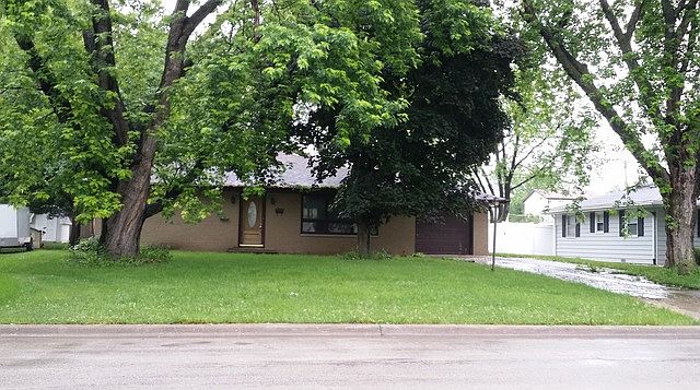 1st image of 824 N Gael Dr
