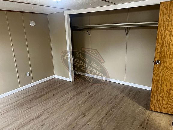 2nd image of 236 Oak St Lot 5