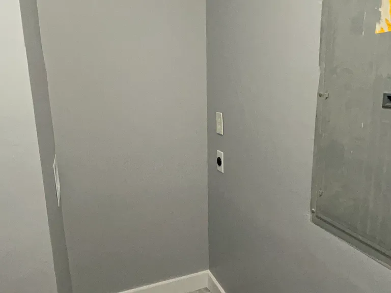 8206 Sussex Dr — Photo 15