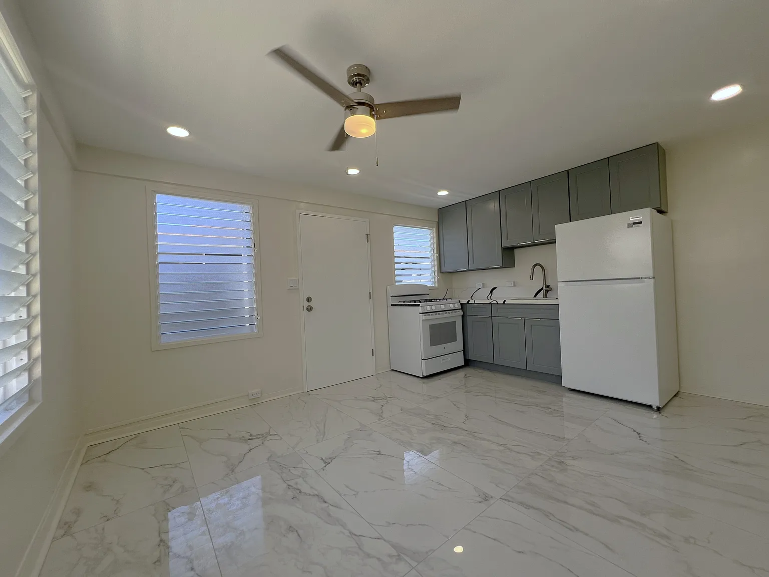 1 bed, 420 sqft, $2,000 — Photo 4