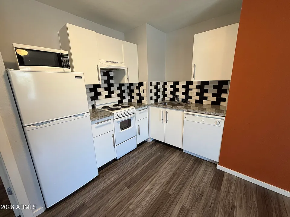 1234 W 4th St #2