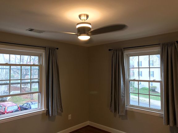 New fan with two lights in Bedroom