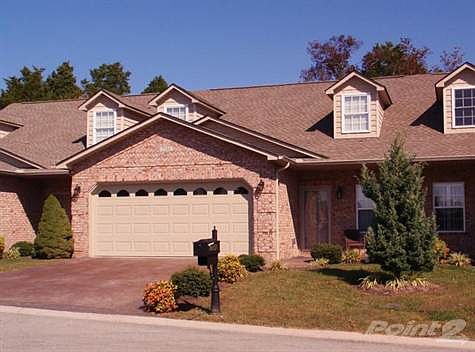 Beautiful All Brick Condo!