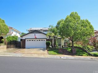 28940 Raintree Ln, Saugus, CA 91390
