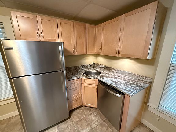 2nd image of 271 Spring St #7