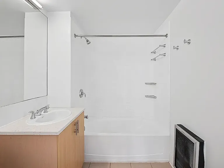 153-30 89th Ave #838 — Photo 10