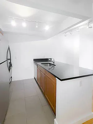 Rented by Metropolitan Property Group | media 6