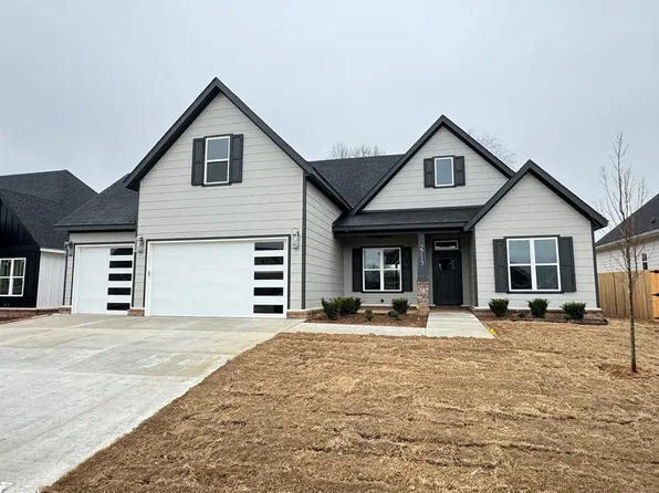 2713 Nova Ave, Lowell, AR 72745