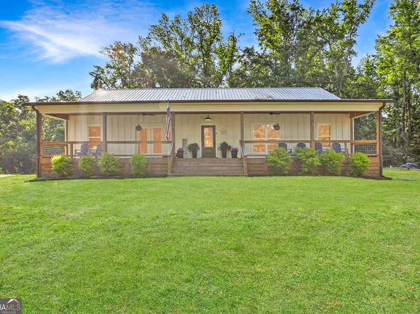 1571 Sunshine Rd, Toccoa, GA 30577