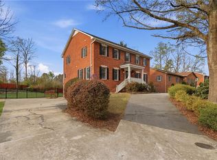 1736 Huntington Woods Ct, Winston Salem, NC 27103
