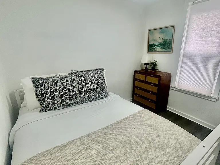 10 McDougal St #2 — Photo 4