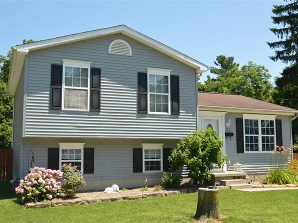 31 Chestnut St, Girard, PA 16417