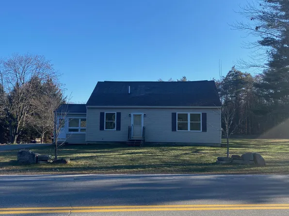 683 River Rd, Topsham, ME 04086