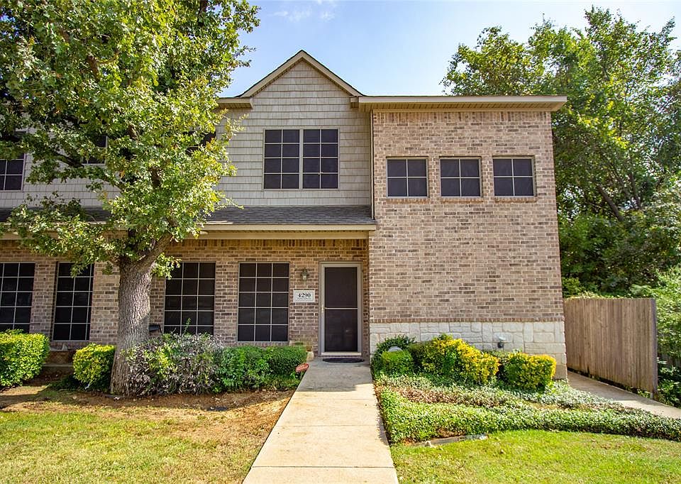2nd image of 4290 Towne Lake Ct