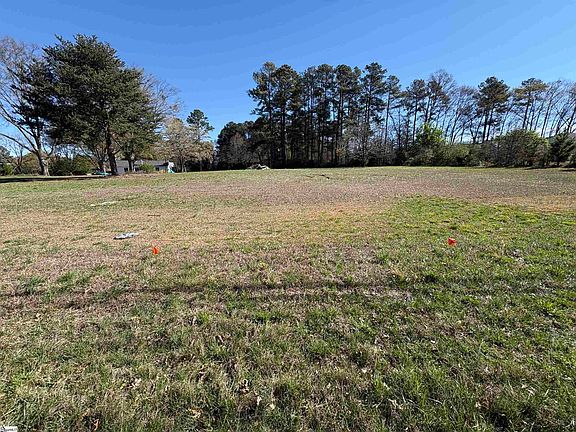 2nd image of 1505 Fork Shoals Rd