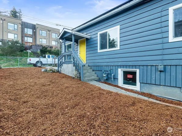 4074 Letitia Avenue S, Seattle, WA 98118