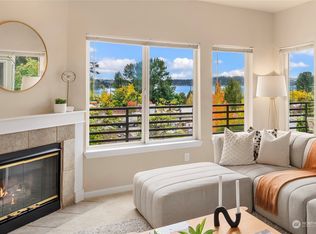 6100 NE 181st St APT 3, Kenmore, WA 98028