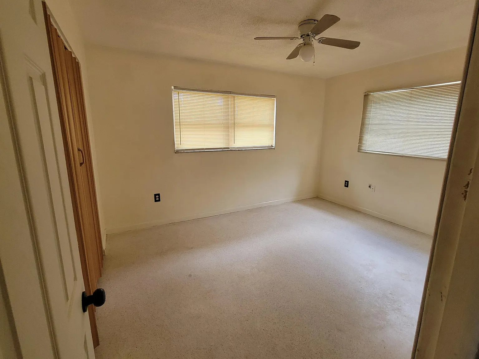 5324 Luna Vista Dr — Photo 3