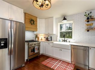 623 Cary Dr, Auburn, AL 36830