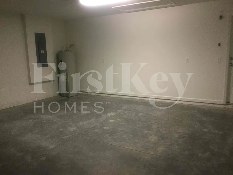 3149 SW Letchworth St — Photo 26