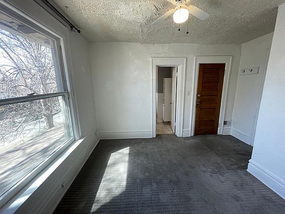 3rd image of 1142 N Washington St #3