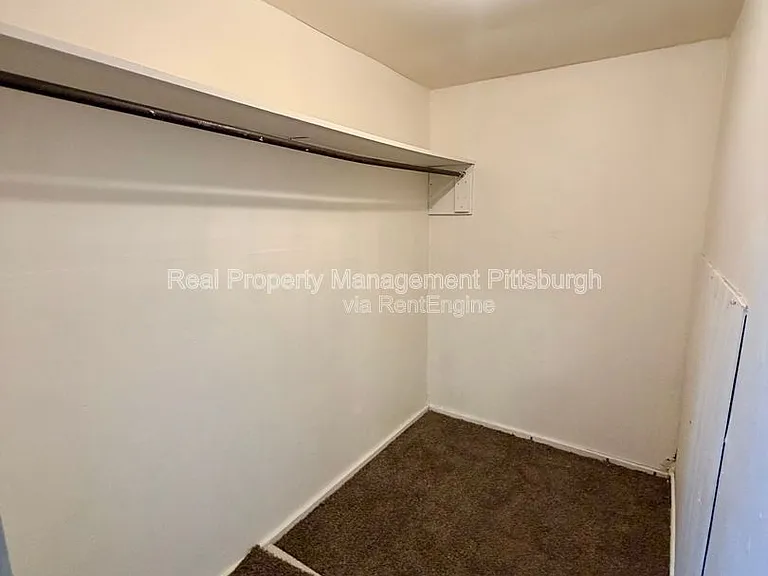 405 Main St — Photo 13