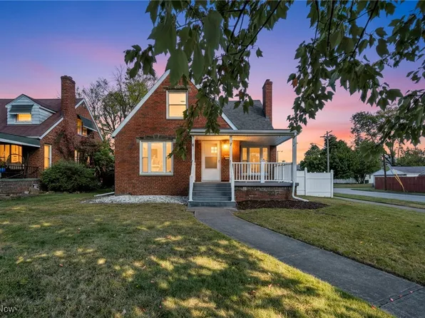 6704 Charles Ave, Parma, OH 44129