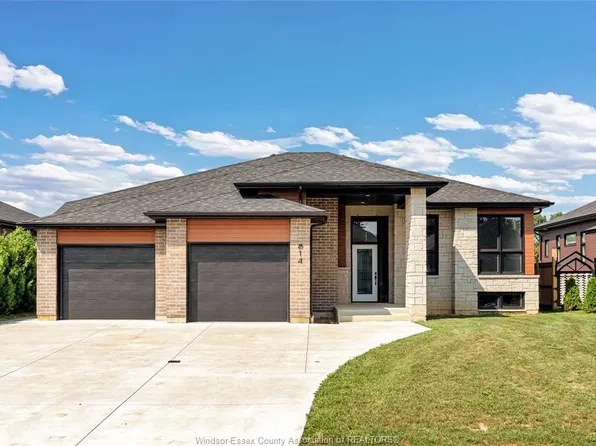 14 Woodland St, Kingsville, ON N9Y 0A9