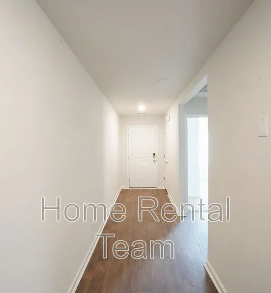 112 Windrush Pnes — Photo 4