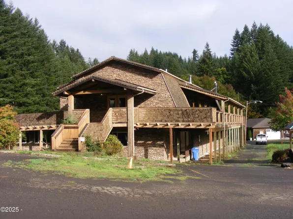 1022 Olalla Rd, Toledo, OR 97391