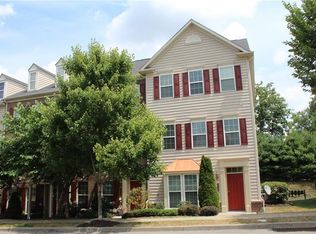 111 Lewisham Rd, Cranberry Township, PA 16066