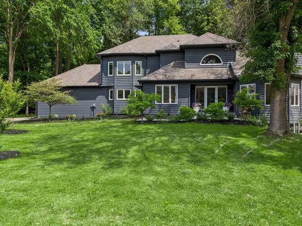 1570 Creek Run Trl, Excelsior, MN 55331
