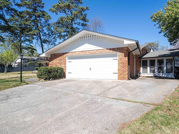 5th image of 1624 Stonewall Dr