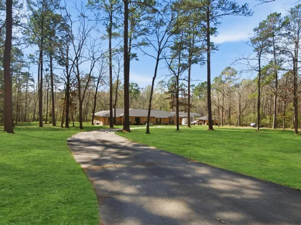 233 Pebble Crk, Livingston, TX 77351