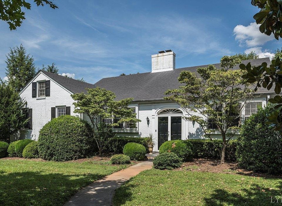 1st image of 3704 Otter Pl
