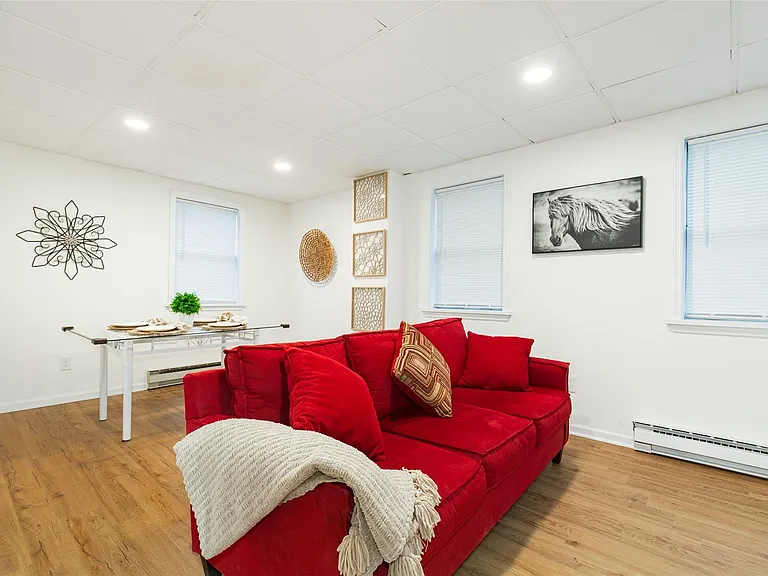 48 Columbia St #3 — Photo 10