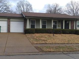 1223 Kingsford Dr, Florissant, MO