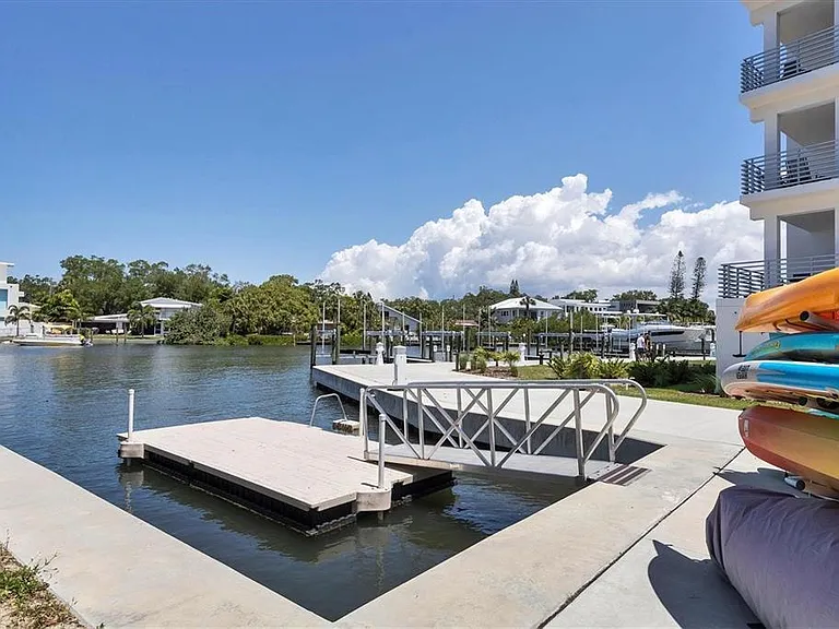 1709 N Tamiami Trl #201 — Photo 35